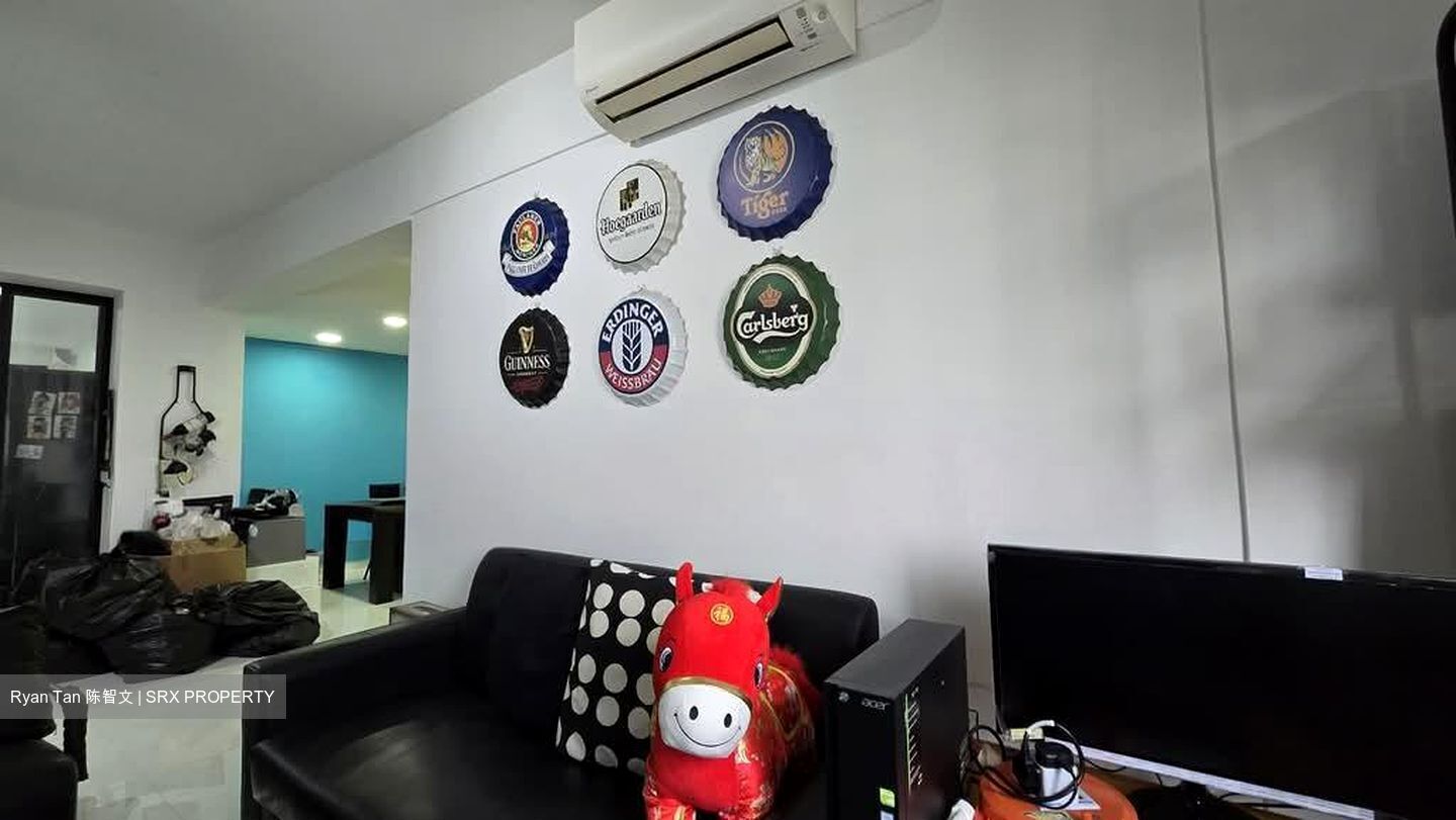 Blk 215 Lorong 8 Toa Payoh (Toa Payoh), HDB 5 Rooms #547522561